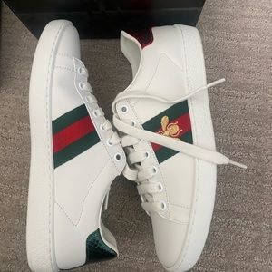 Gucci women’s Ace Sneakers with Bees